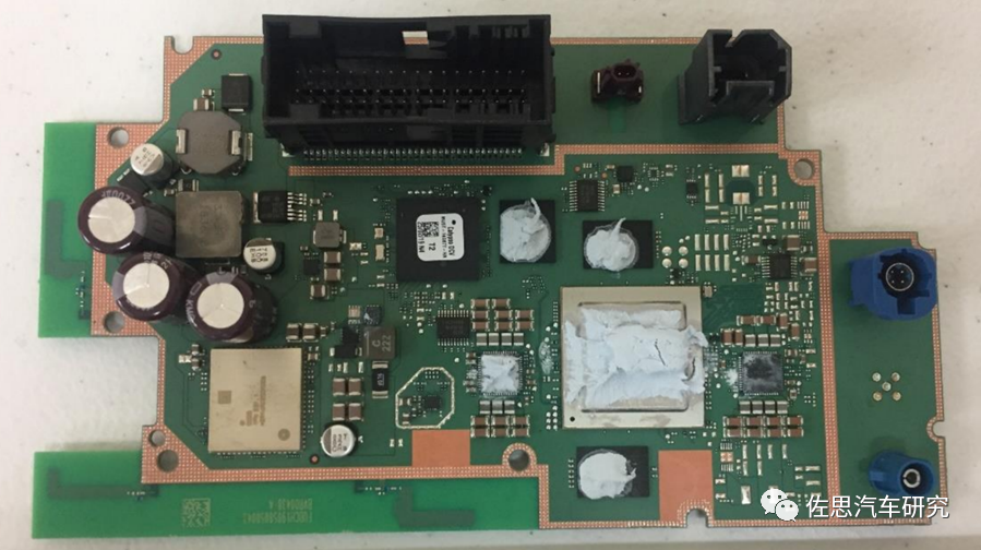 Disassembly of Ford's Next-Generation Infotainment System SYNC4: NXP is the Big Winner