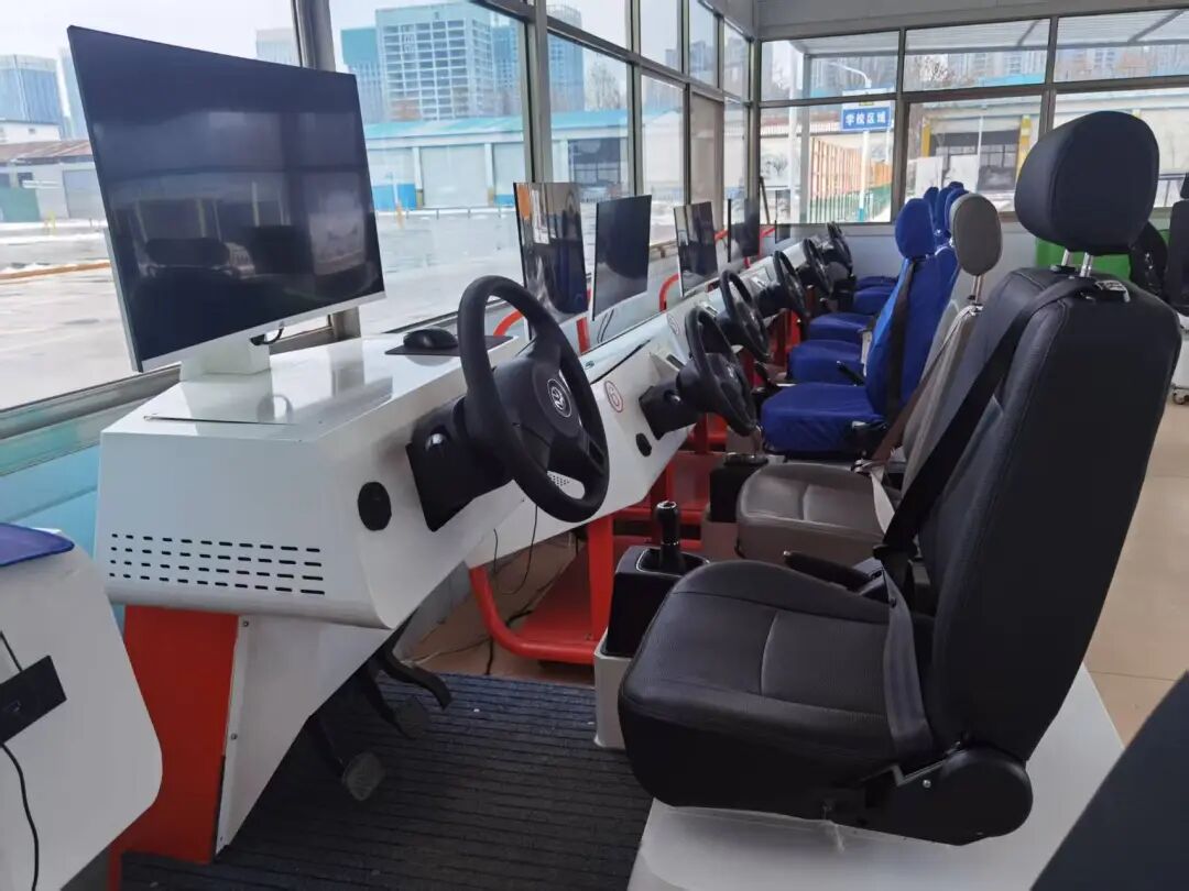AI Robot Coach: Cutting-Edge Technology Makes Driving Training More Efficient