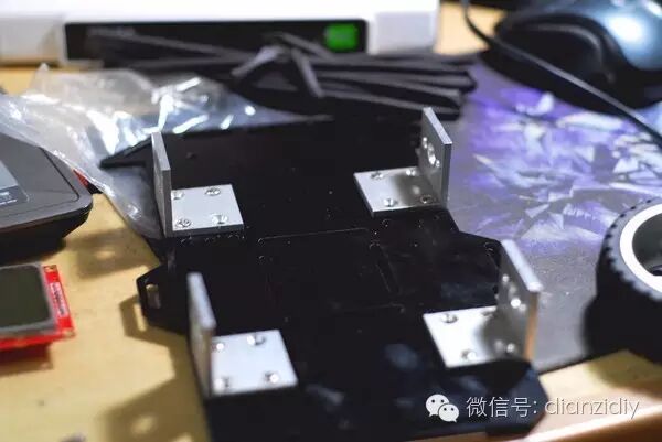 Engineer’s Story of DIY WiFi Robot Design