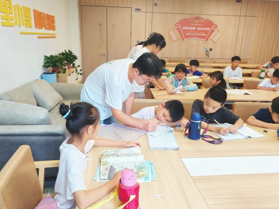 Embedded Services: Phoenix Community's Diverse Curriculum Supports Growth and Strengthens Community Ties