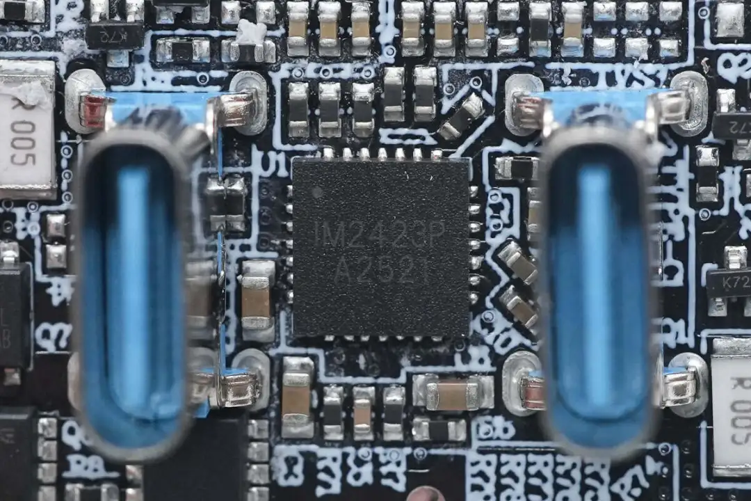Nine Chip Companies Launch 31 AVS Fast Charging Protocol Chips for iPhone 17!