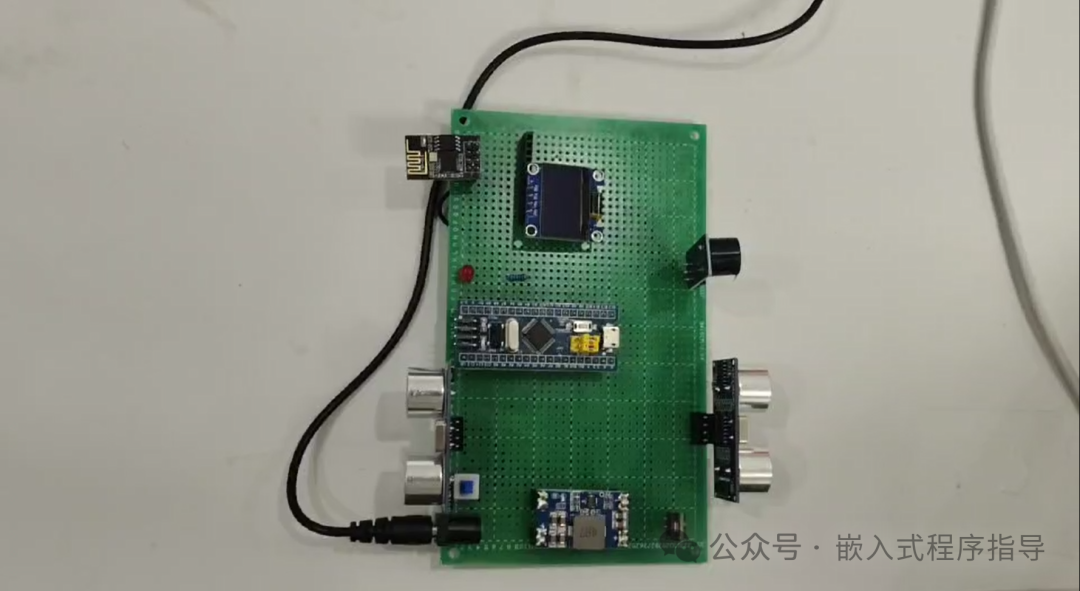 Vehicle Intelligent Collision Warning Device Based on Embedded System (Ultrasonic Distance Measurement Module (Front) + Buzzer (Proximity Alarm) + OLED Display)
