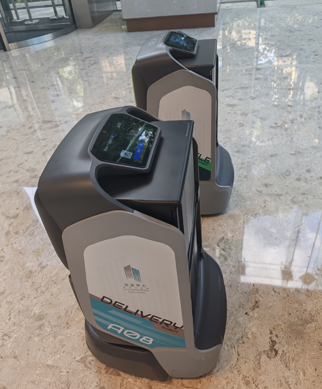 Why is the Party Building in This Jing'an Building So 'Different'? Rooftop Gardens, Robot Food Delivery, and Eco-Friendly Furniture