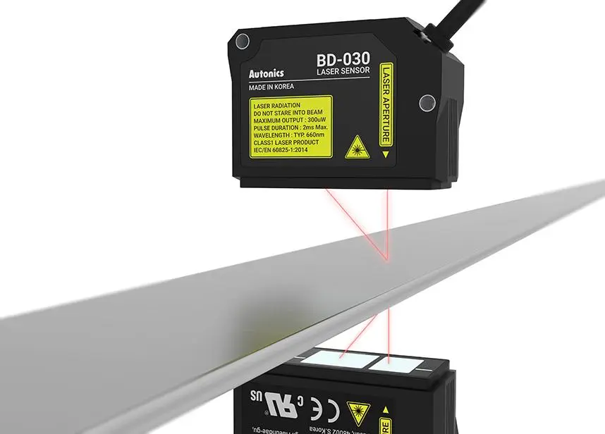 BD Series Laser Displacement Sensors (Retroreflective Type): Stable Measurement of Mirror or Transparent Materials