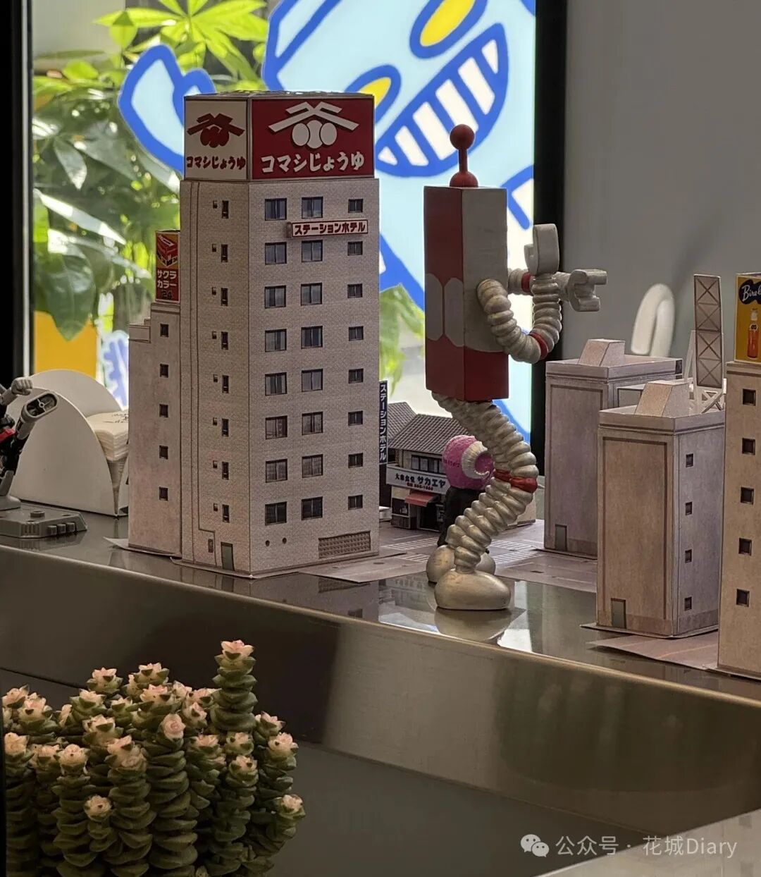 A Fascinating Robot Coffee Shop in Guangzhou