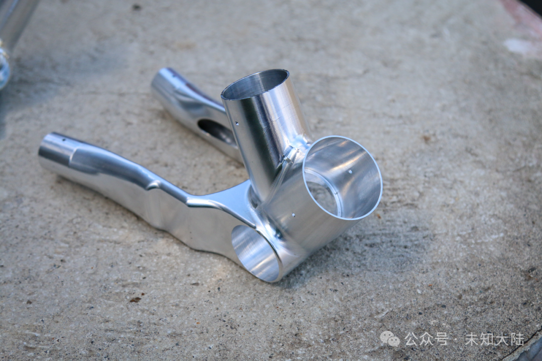 Wild 3D Printed Aluminum Alloy Off-Road Motorcycle Returns