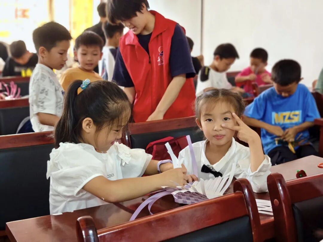Interesting Summer Classes in Mashan, Meitan: Water Safety, AI Robots, and Crafts!