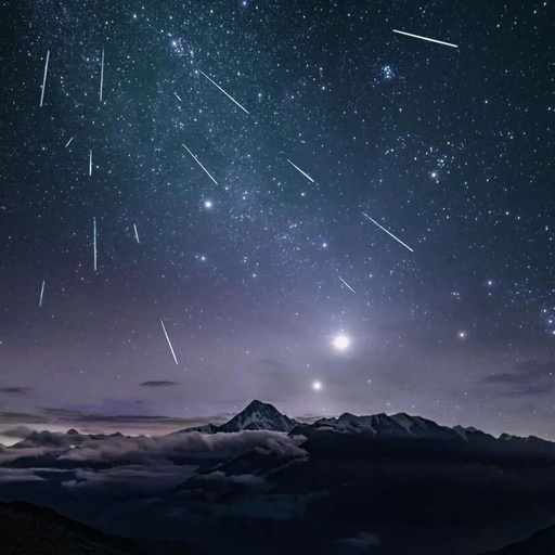 C Vision: The Most Beautiful 'Cloud-Piercing Arrow' - C Vision Photographers Capture the Perseid Meteor Shower Across Multiple Locations