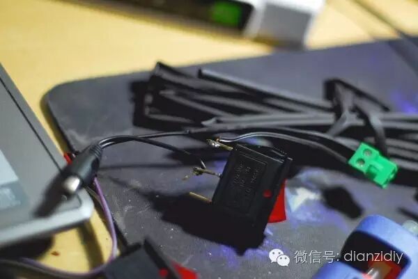 Engineer’s Story of DIY WiFi Robot Design