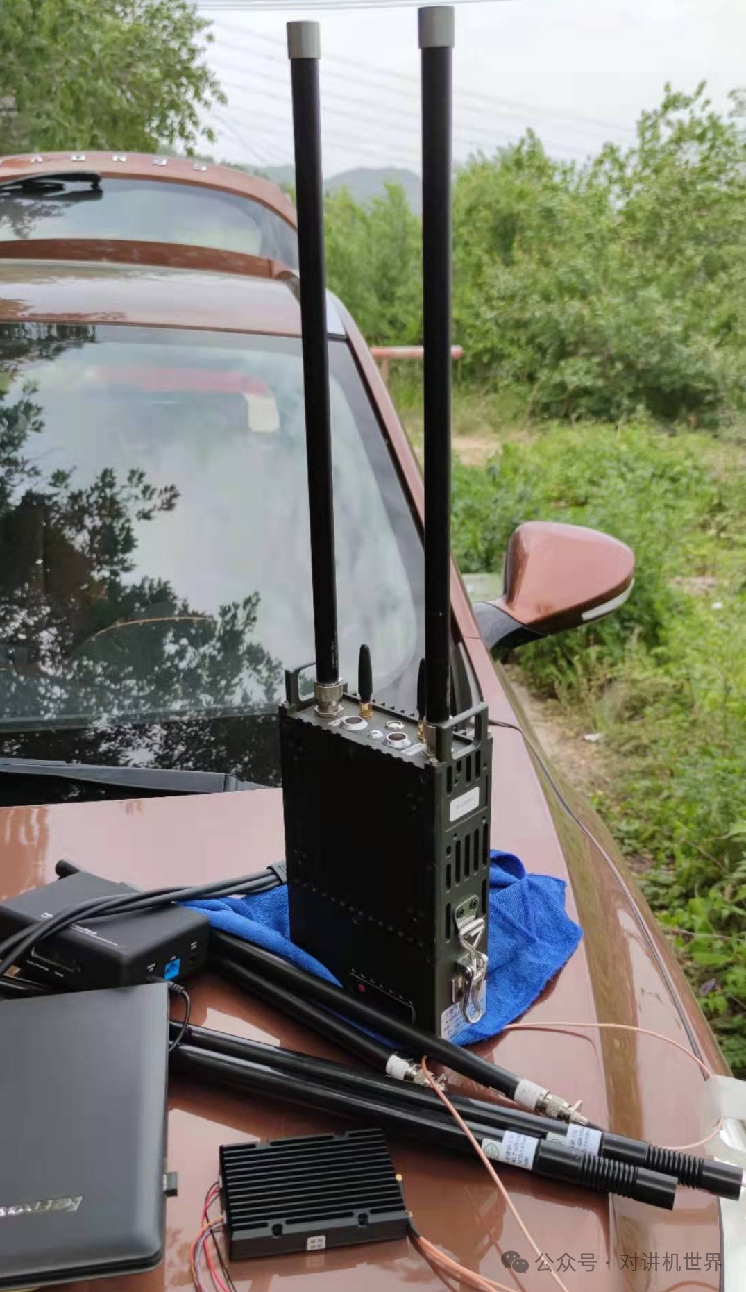 AnyMesh-BWL-2W Self-Organizing Network Radio 20km Air-to-Ground Long-Distance Test