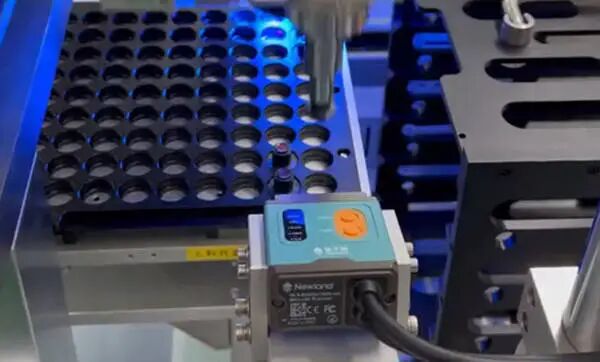 How Fixed Barcode Scanners Accurately Scan Small and Complex Barcodes on PCBs