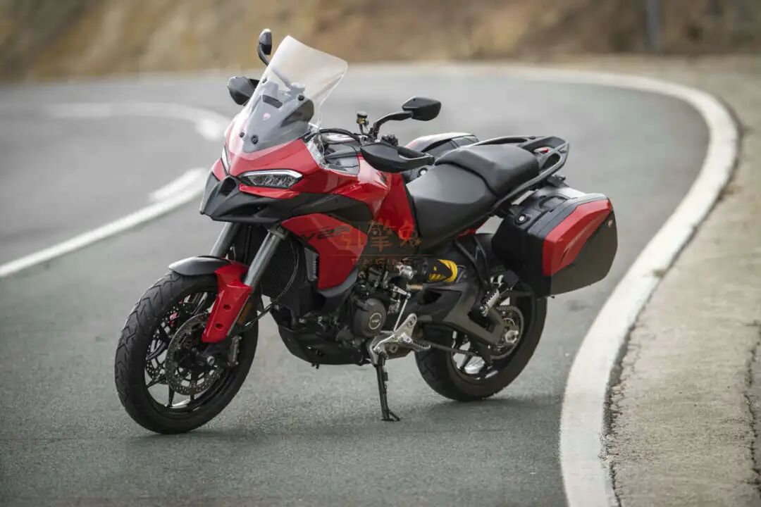 Ducati Multistrada V2 Revamped: From 'Old Gun' to 'Lightweight Powerhouse', Is 137,900 Worth It?