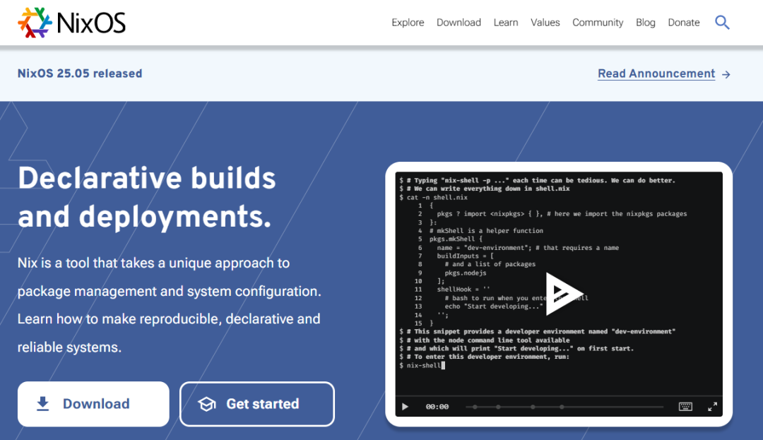 12 Immutable Linux Distributions for the Future: Comprehensive Analysis and Recommendations