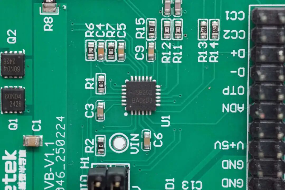 Nine Chip Companies Launch 31 AVS Fast Charging Protocol Chips for iPhone 17!