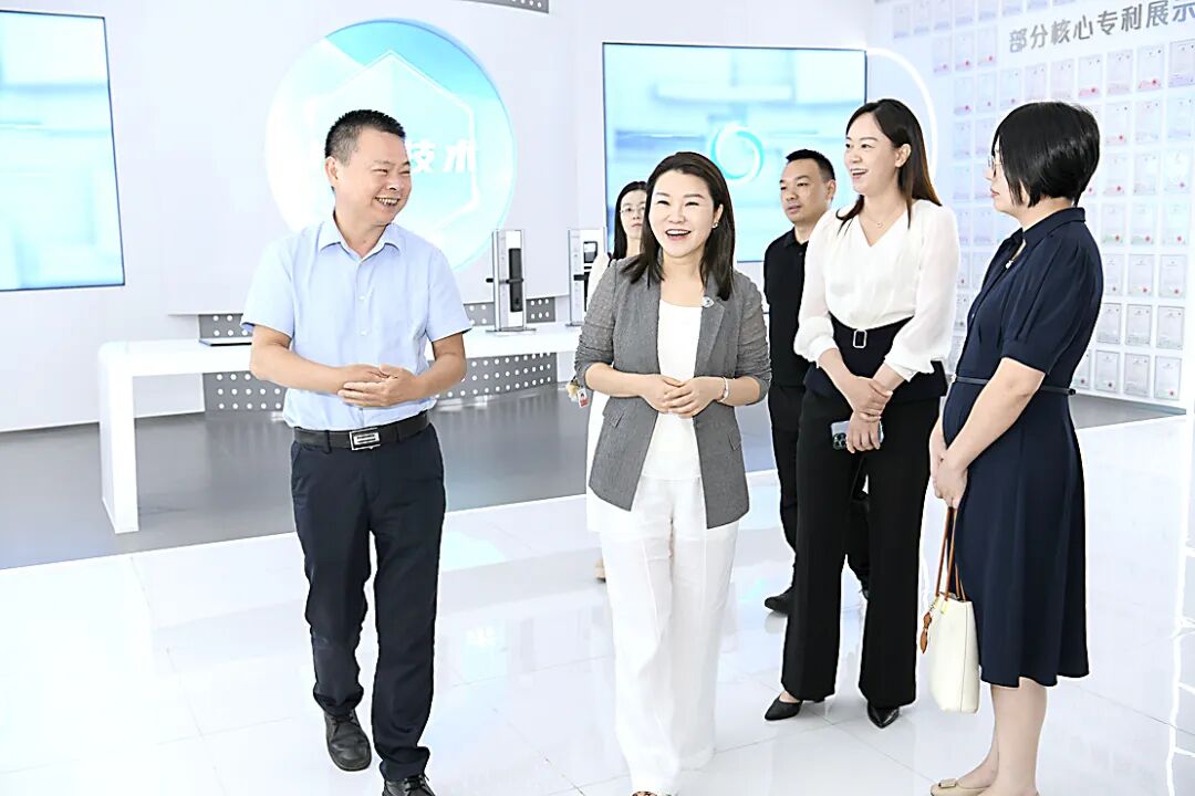 Wang Miaoyu: The Pioneer of Smart Home Technology from Mianhu