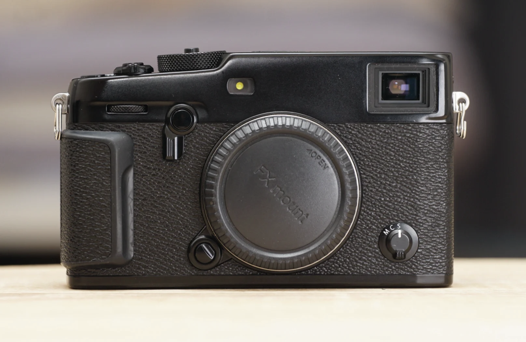 The Top 4 Cost-Effective APS-C Cameras of 2025