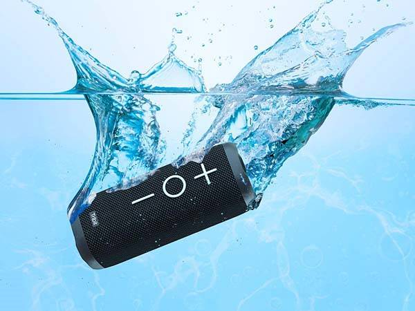 Miniature Industrial Wireless Temperature Sensor
