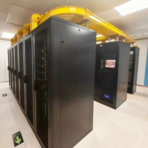 Focusing on Server Improvement: Driving Cost Reduction and Efficiency through Virtualization Technology