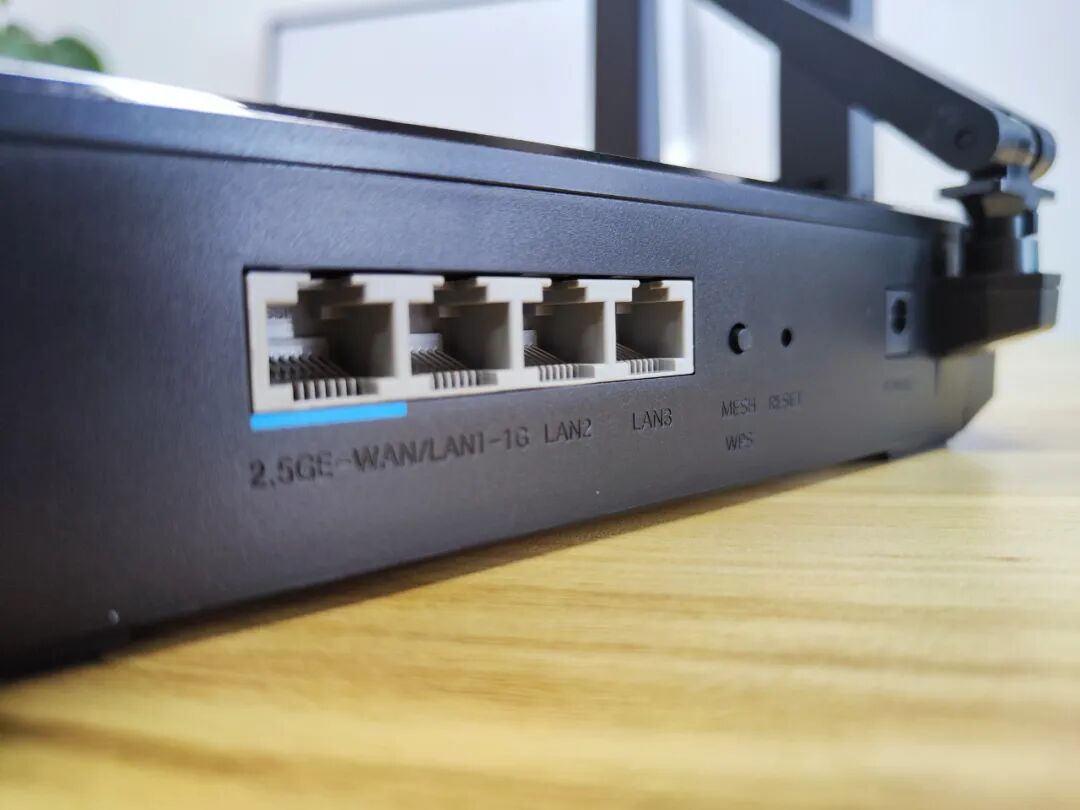 What Makes This Highly Rated Wireless Router Special?