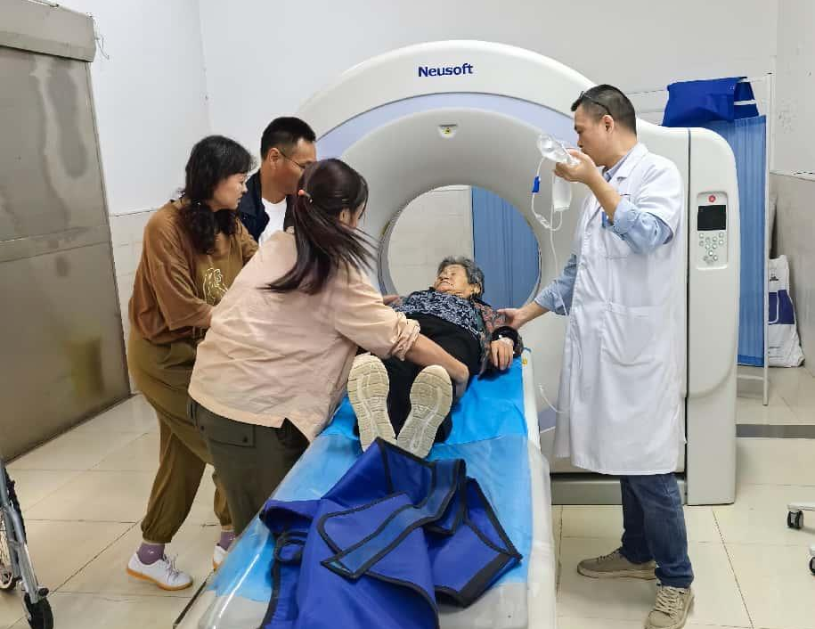 10-Minute Rapid Medical Assistance: Embedded Care for the Elderly at Sanyikang Shigu Huating Base