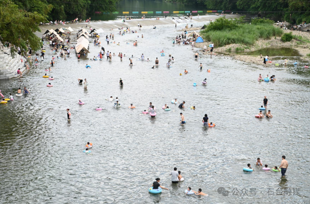What Makes Xintang Village Popular This Summer?