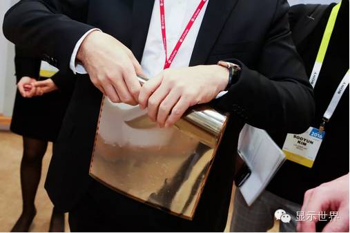 LG Unveils Rollable OLED Display: The 'Electronic Newspaper' May Become a Reality