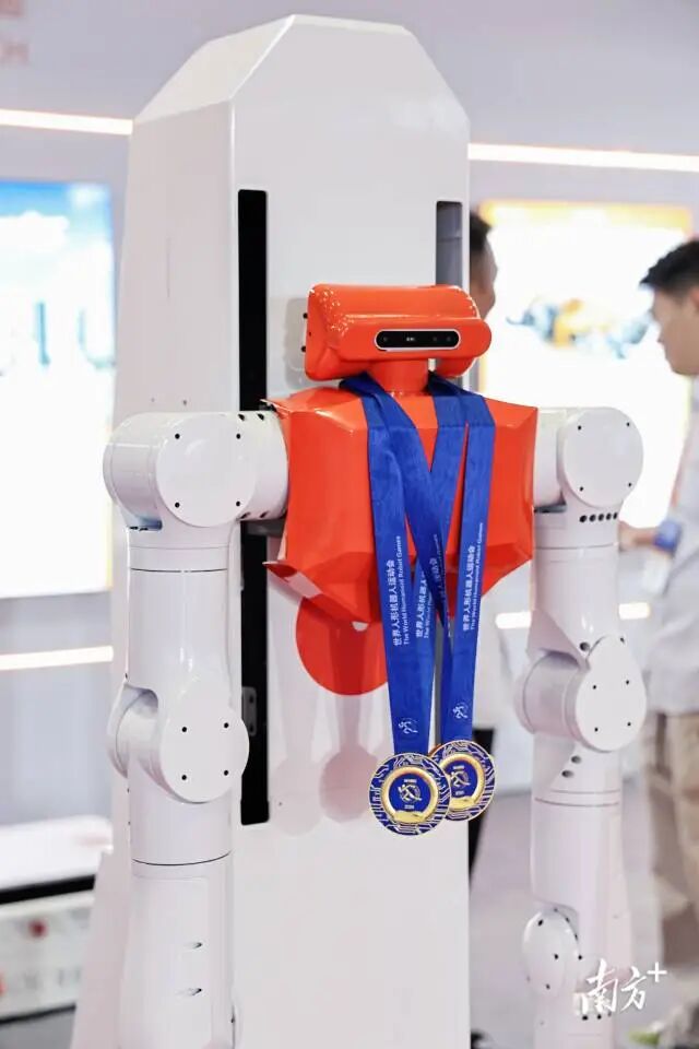 Why 'Dongguan-Made Robots' Became the Stars of the Artificial Intelligence Conference