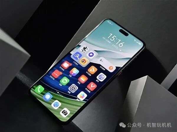 The First True Flagship LCD Smartphone of 2025 Suddenly Exposed, Netizens Erupt: It Will Sell Out!