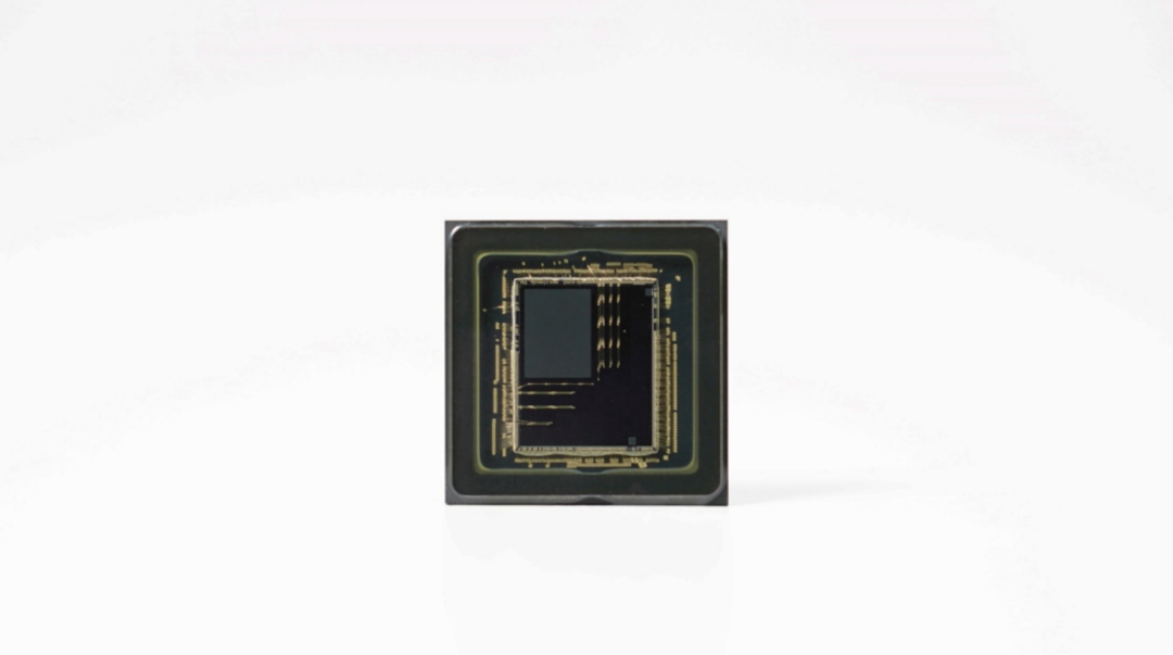 The Core of Thousand-Line LiDAR: SPAD-SoC Chip
