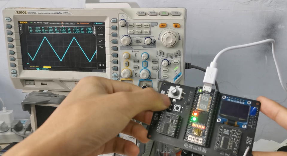 One Device for Frequency Modulation and Amplitude Modulation: FPGA DDS Waveform Generator