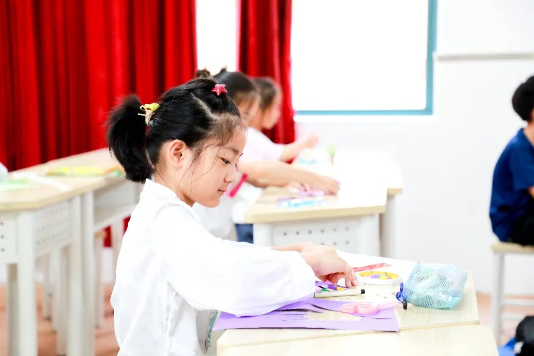 Youth in Fengxian Develop Unique Summer Courses for Kids