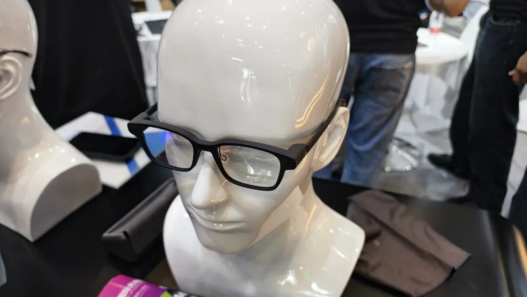 2025 Photonics Expo Insights: The Accelerated Integration of Optoelectronics and Semiconductors, with Drones Joining the Scene