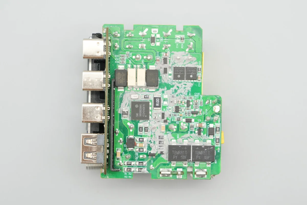 Renesas Launches Silicon Carbide Fast Charging Reference Design with Exceptional Cost-Performance Ratio, Supporting 140W High Power!