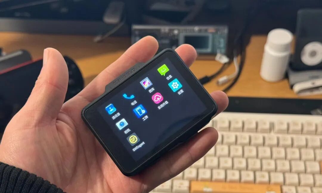 Large Quantities of SF Smartwatches Flooding the Second-Hand Market: GPS + 4G Support, Usable as Bicycle Computers and Navigation Devices