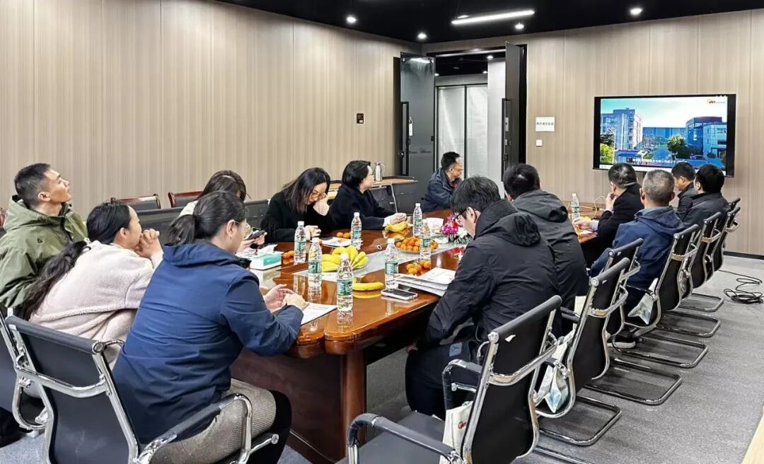Small Sensors, Big Achievements: Visit to Nanjing Wotian Technology Co., Ltd. by the Nanjing Alumni Association of Wuhan University of Technology
