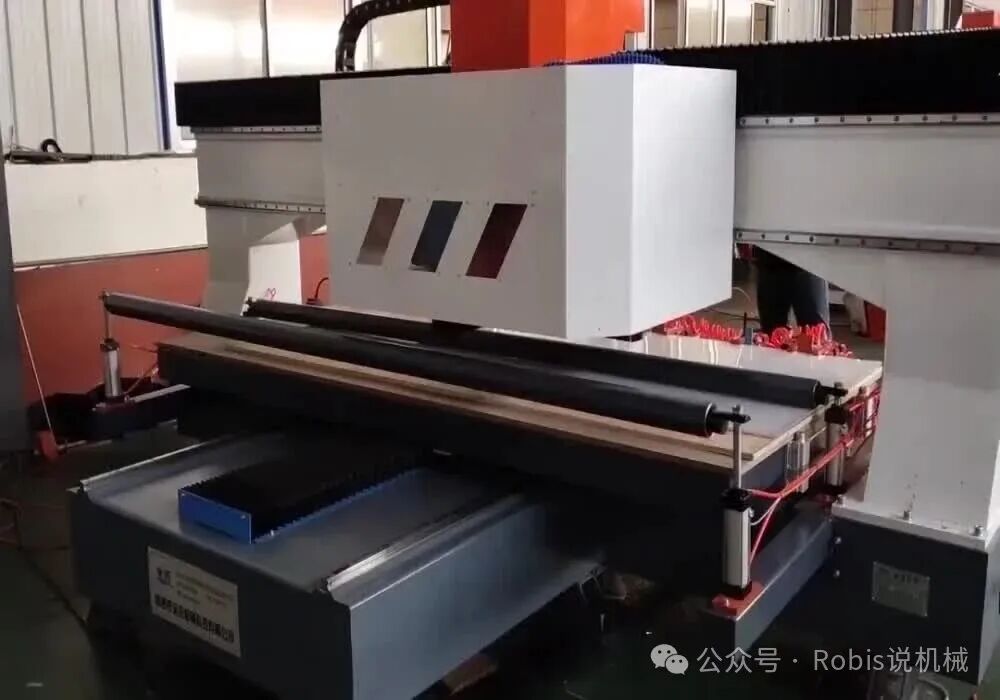 Robins Woodworking CNC Panel Saw Touchscreen Data Input Operations