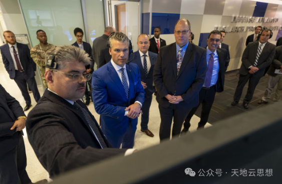 Briefing | Finger Flight: U.S. Defense Secretary Remotely Operates Black Hawk Helicopter via Touchscreen