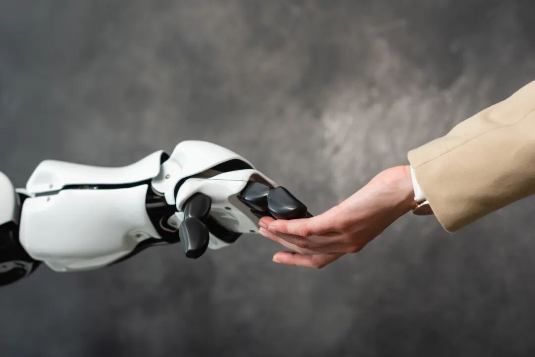 The Emotional Value Provided by AI Smart Hardware: Have You Got It?