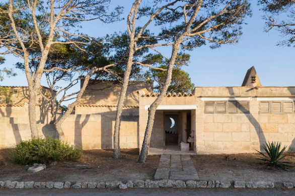 Can Lis: The Most Beautiful House of the 20th Century