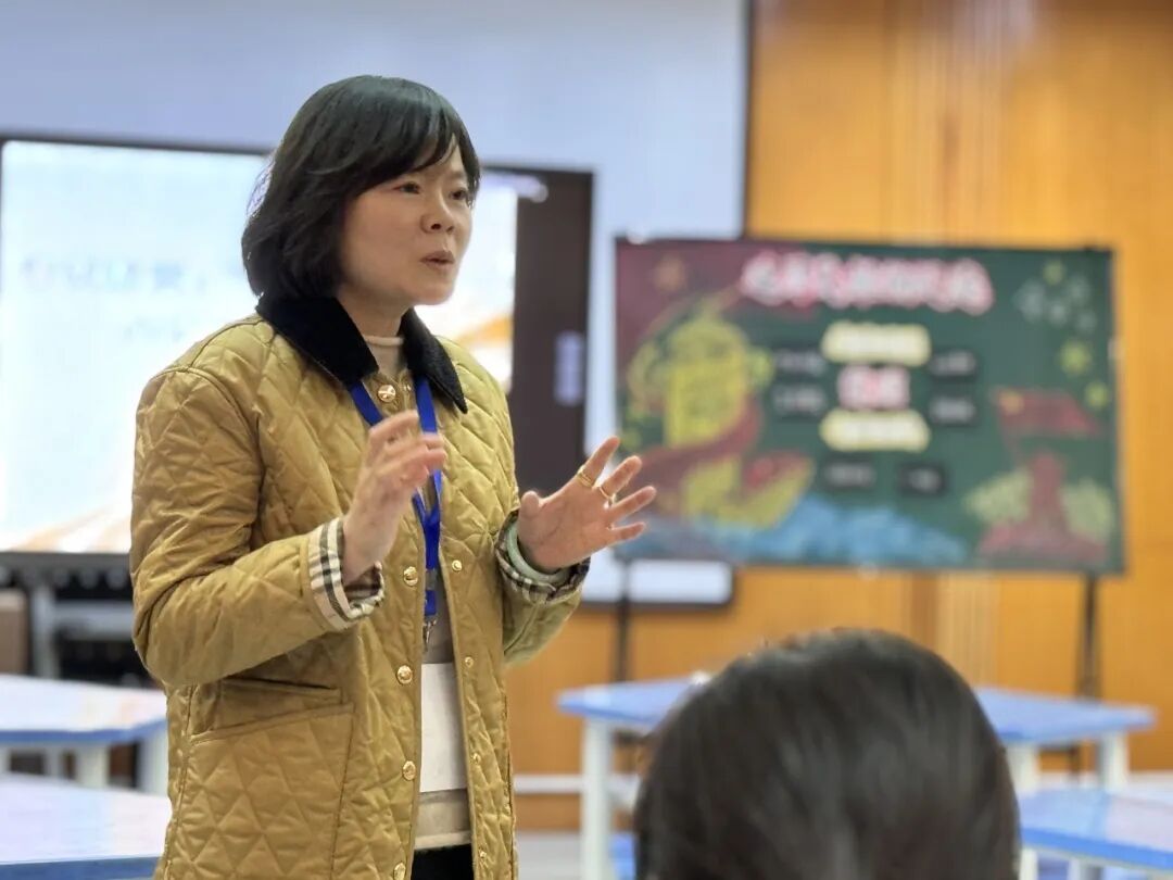 Smart Embedded Classroom: AI-Enabled Teaching Demonstration Class (Part 3)