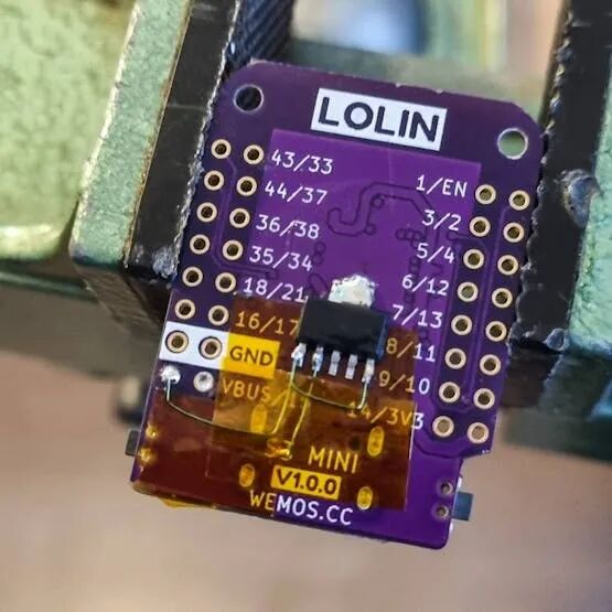 ESP32-S3 Low Power Extreme Challenge: Hardware Timed Power On + E-Ink + Solar Self-Sufficiency