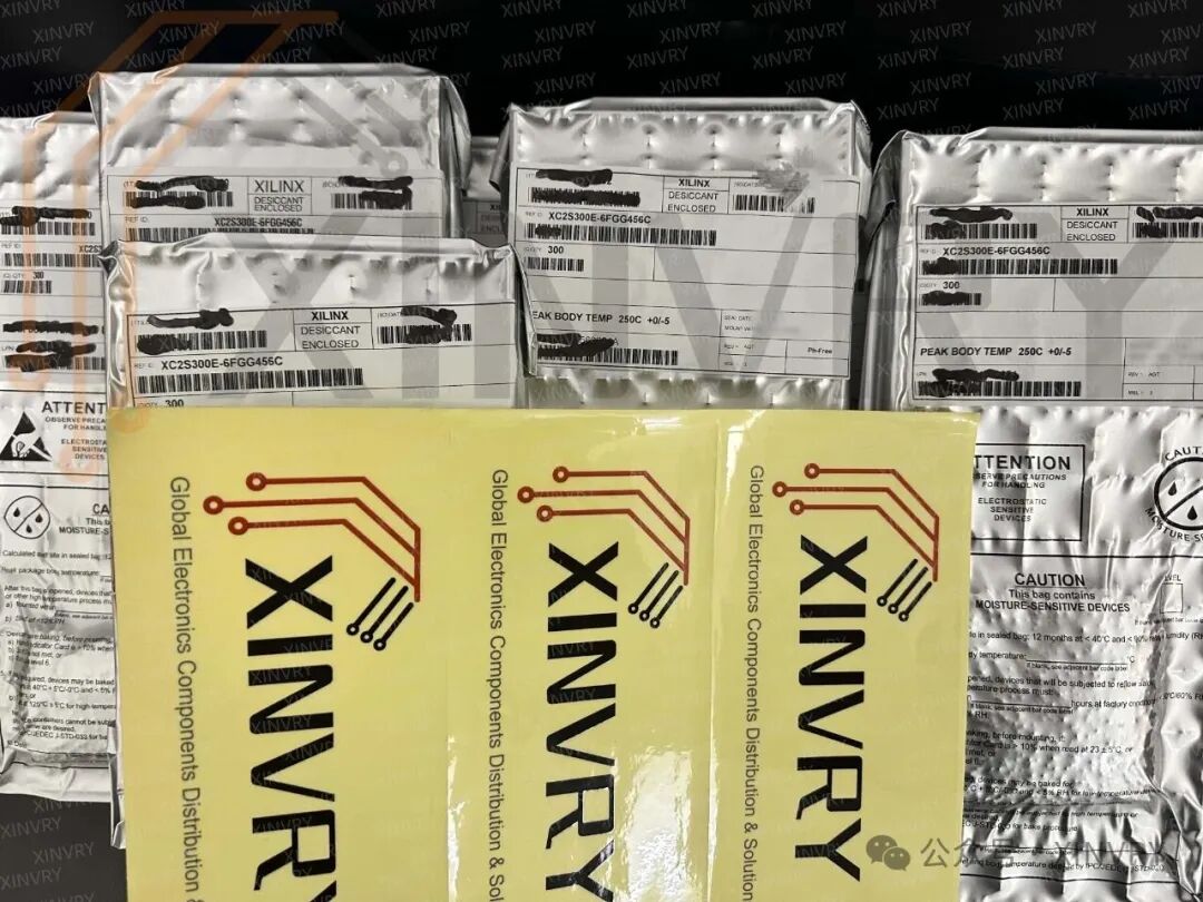 Xilinx XC2S300E-6FGG456C Spartan-IIE FPGA