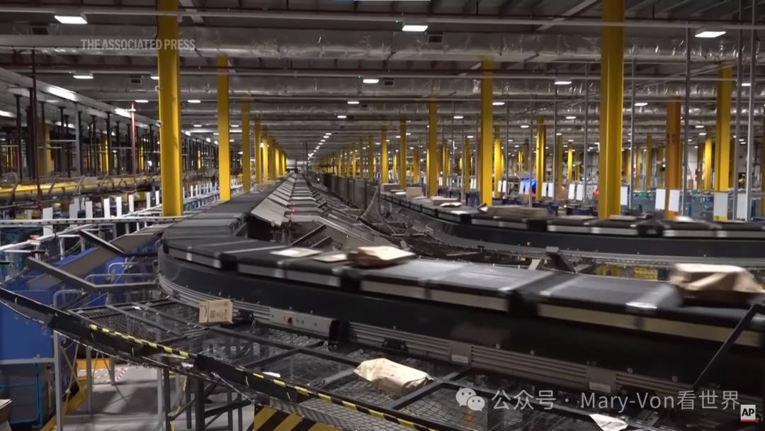 How AI Robots Transform Warehouses into 'Machine Bee Hives'