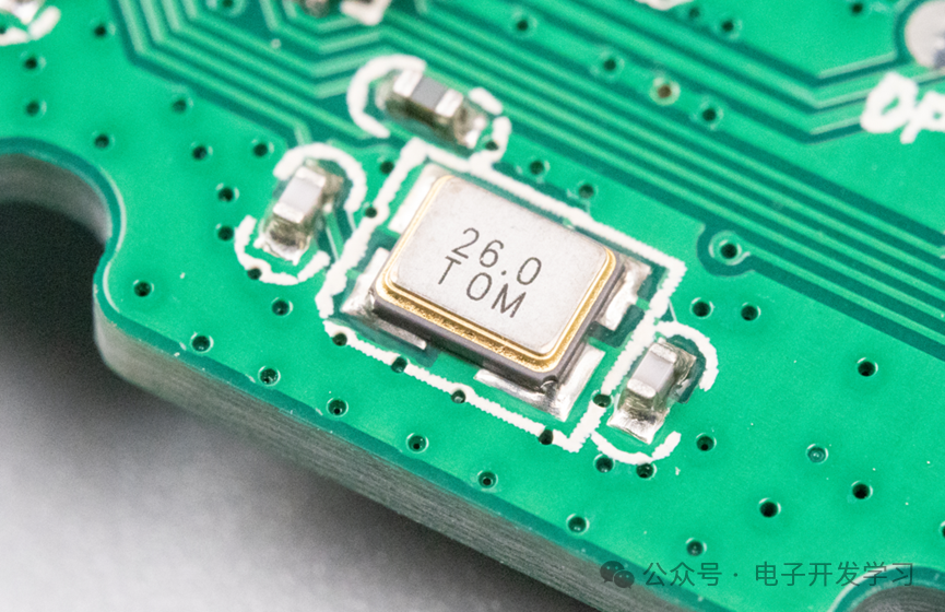 A 20 Yuan Bargain on Xianyu: Unboxing the New JOY Co-branded JD Bluetooth Speaker Reveals PCB Prototyping Process!