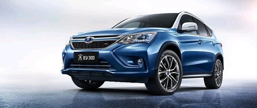 27-Inch Display and Snapdragon 8155 Chip: Has This Former B-Class Car King Arrived Too Late?