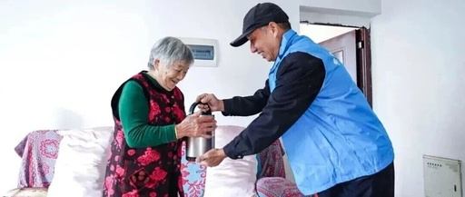 Longshan Community in Anwen Street: Embedded Services Weave a Safety Net for Livelihoods, Upgrading Happiness at Home