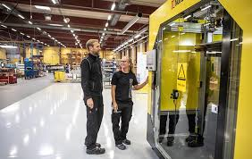 How 3D Printing is Reshaping the Commercial Window and Door Manufacturing Industry: Opportunities and Real Challenges