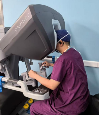 Da Vinci Robot Precisely Performs Tumor Resection | Urology Team at Zhongshan First Hospital Successfully Removes Large Tumor from Patient's Left Kidney Area