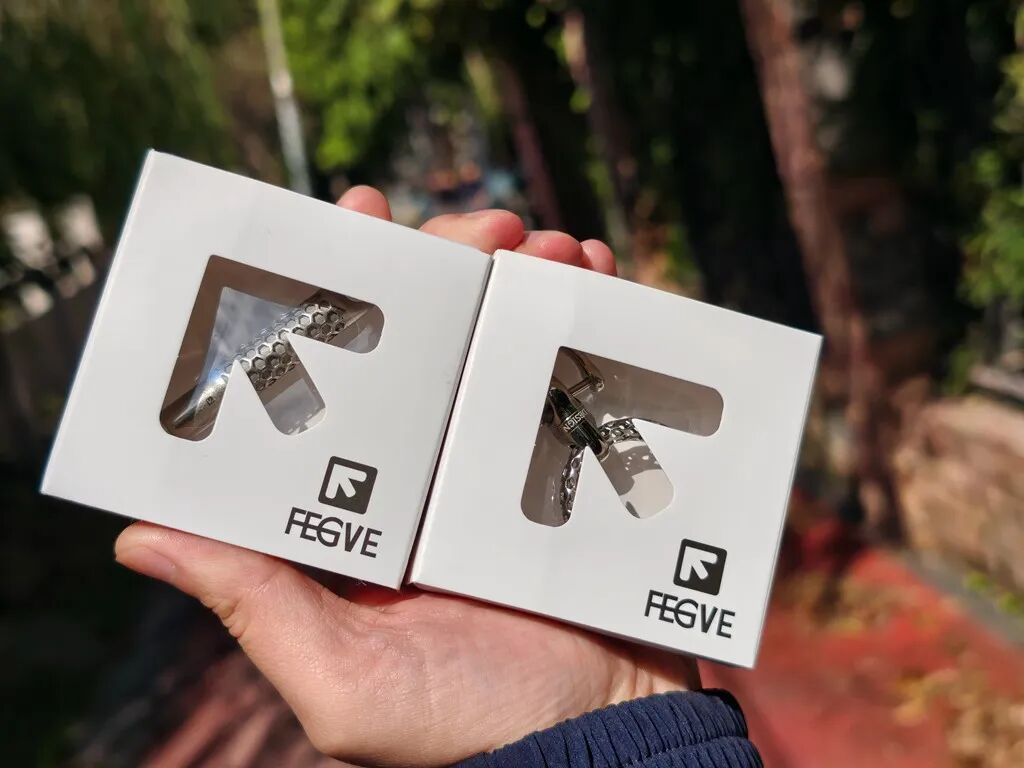 3D Printing with Apple-Origin Titanium Powder! FEGVE Titanium Alloy Keychain and Whistle Experience