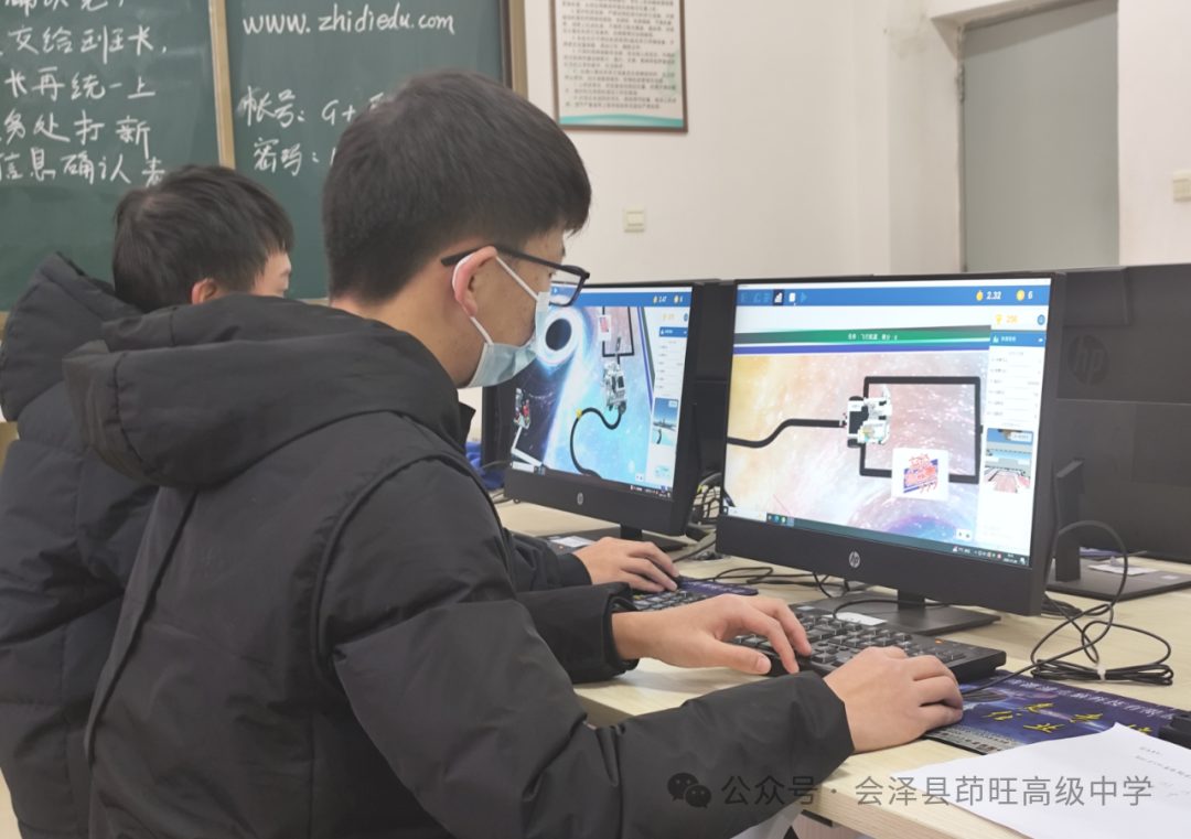 Students from Huize Yiwang High School Achieve Outstanding Results at the 11th Qujing Youth Robotics Competition